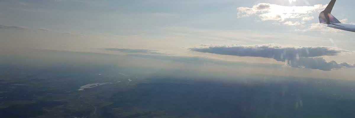 Flugwegposition um 16:20:44: Aufgenommen in der Nähe von Passau, Deutschland in 1717 Meter